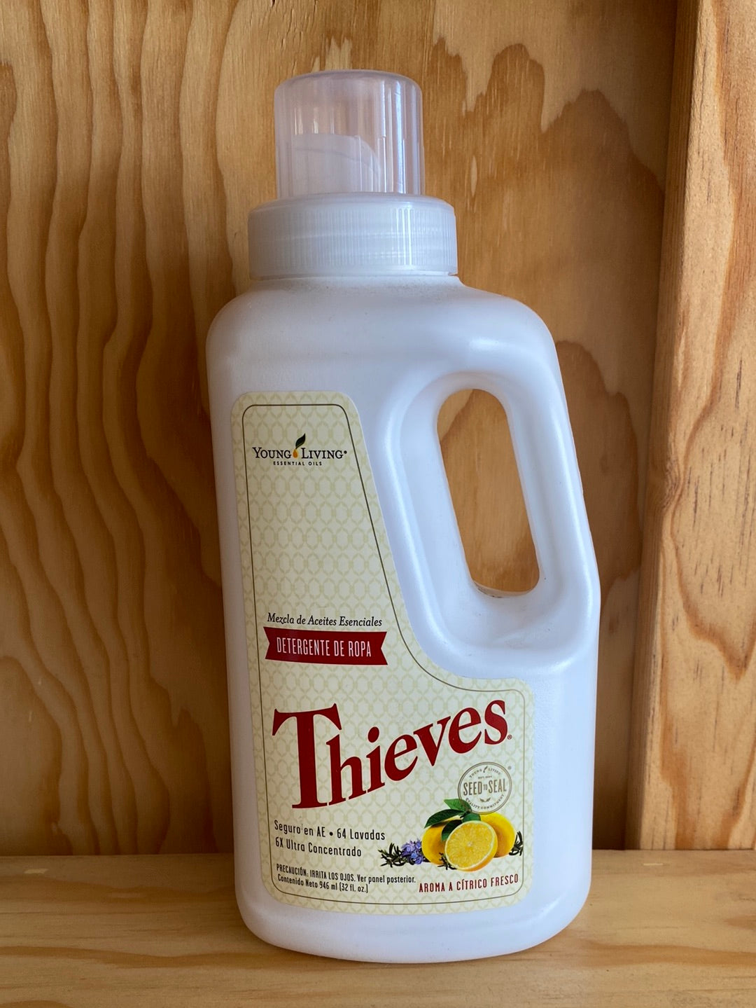 Detergente de ropa Thieves 946 ml